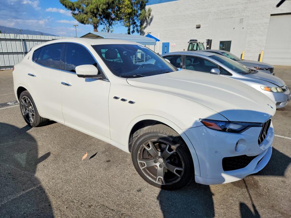 Продажа на аукционе авто 2019 Maserati Levante, vin: ZN661XUAXKX308336, номер лота: 65964046