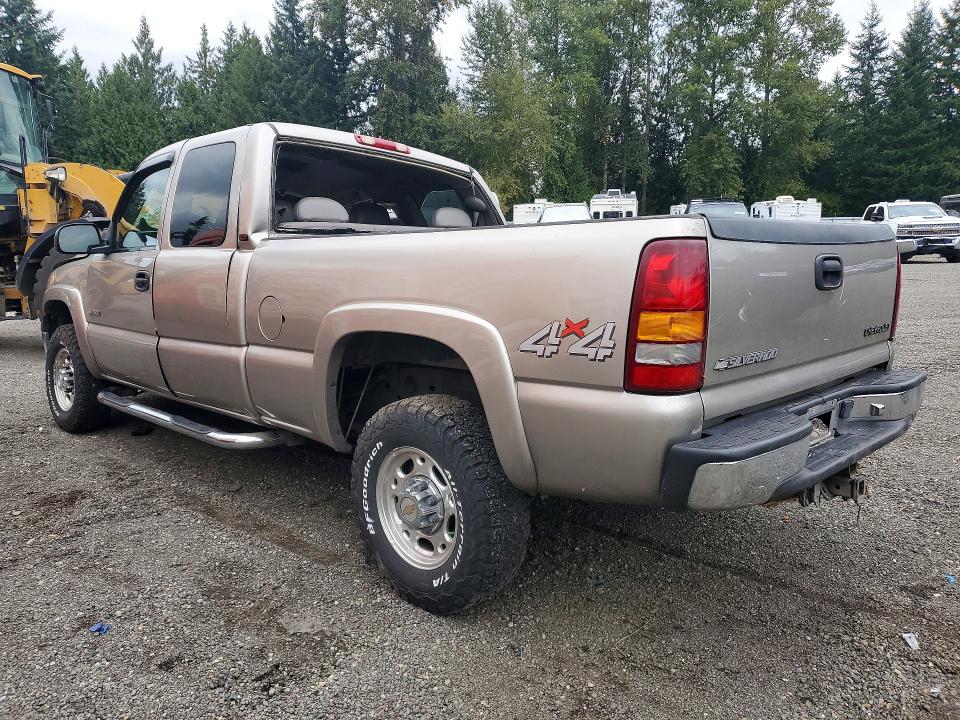 Продаж на аукціоні авто 2000 Chevrolet Silverado, vin: 1GCGK29U6YE418569, номер лоту: 69264456