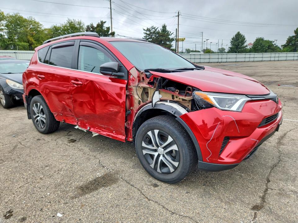 Продажа на аукционе авто 2017 Toyota Rav4, vin: 2T3BFREV6HW563402, номер лота: 69321726