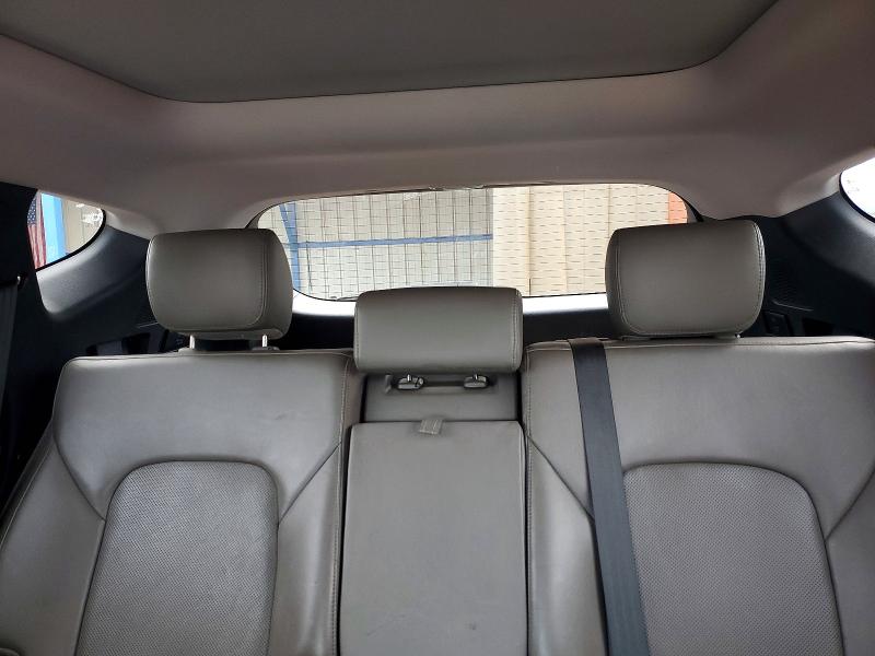 Продажа на аукционе авто 2017 Hyundai Santa Fe Sport, vin: 5XYZWDLA8HG470588, номер лота: 71105126