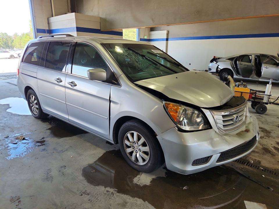 69582386 :رقم المزاد ، 5FNRL3H7XAB009714 vin ، 2010 Honda Odyssey مزاد بيع