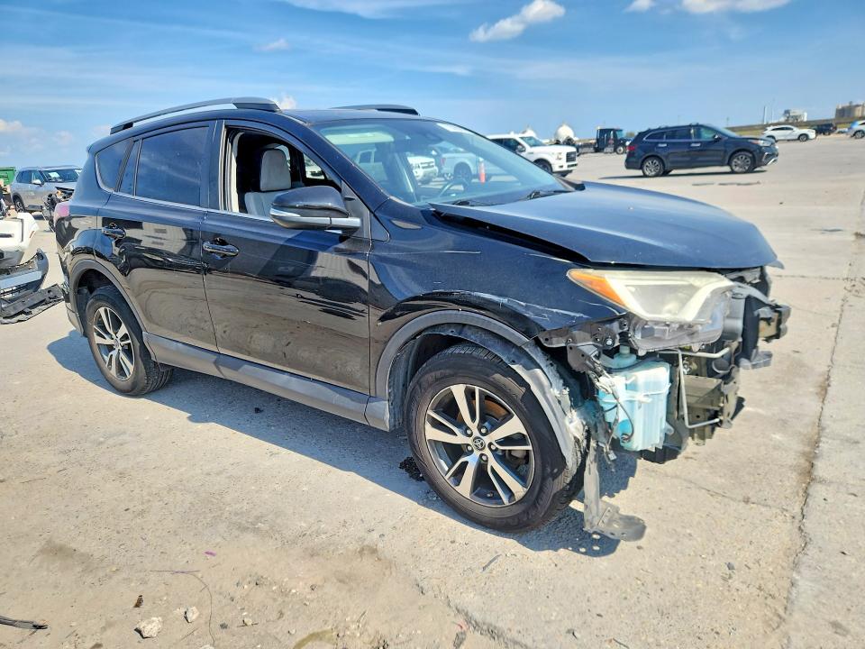 Продажа на аукционе авто 2017 Toyota Rav4, vin: 2T3WFREV0HW381387, номер лота: 70088996