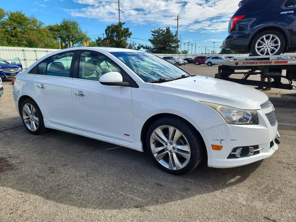 Продаж на аукціоні авто 2014 Chevrolet Cruze, vin: 1G1PG5SB1E7237710, номер лоту: 70699016