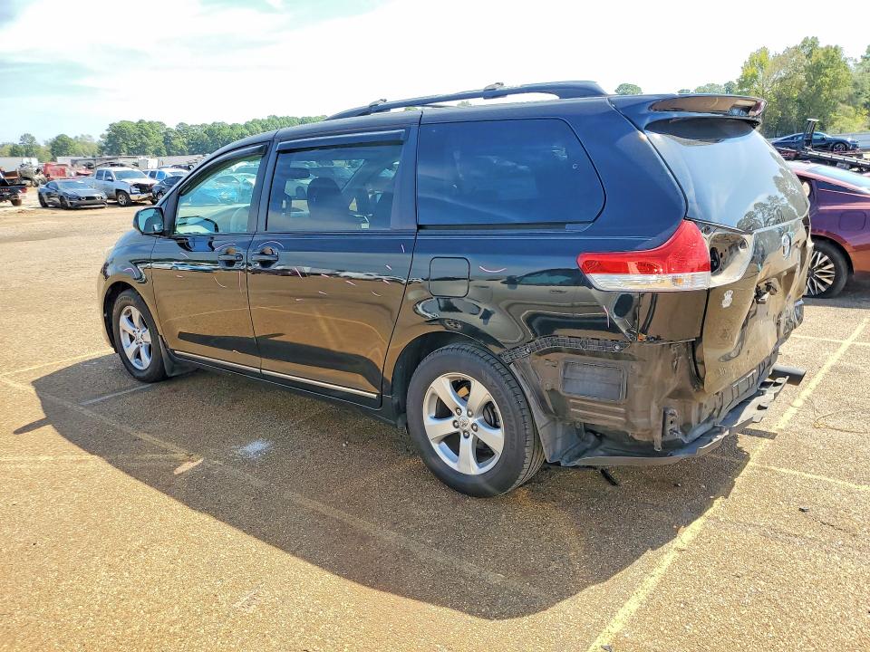 Продажа на аукционе авто 2012 Toyota Sienna, vin: 5TDKK3DC4CS183400, номер лота: 70337456