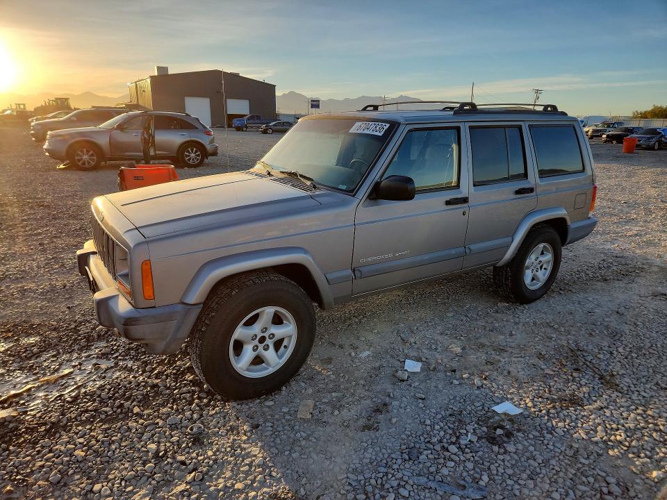 2001 Jeep Cherokee მანქანა იყიდება აუქციონზე, vin: 1J4FF48S21L564412, აუქციონის ნომერი: 67047836