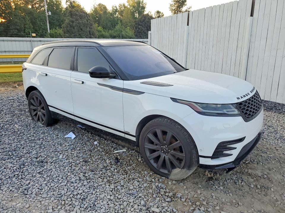 68490346 :رقم المزاد ، SALYM2RN0JA733235 vin ، 2018 Land Rover Range Rover Velar مزاد بيع