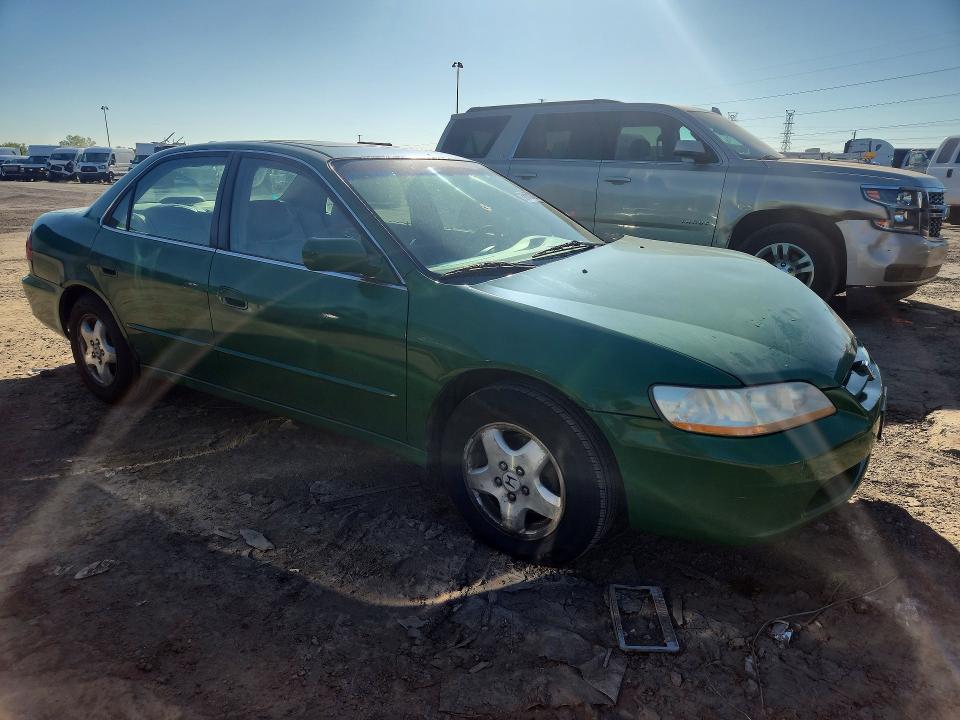 Продаж на аукціоні авто 1998 Honda Accord, vin: 1HGCG1659WA059912, номер лоту: 68880426