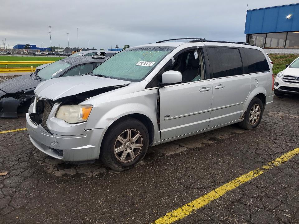 Продажа на аукционе авто 2008 Chrysler Town & Country, vin: 2A8HR54P88R834914, номер лота: 69017616