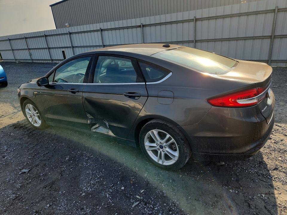 69067136 :رقم المزاد ، 3FA6P0H76JR131254 vin ، 2018 Ford Fusion مزاد بيع