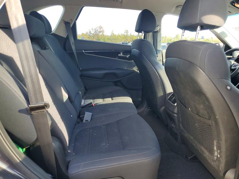 70040026 :رقم المزاد ، 5XYPGDA34JG428045 vin ، 2018 Kia Sorento مزاد بيع