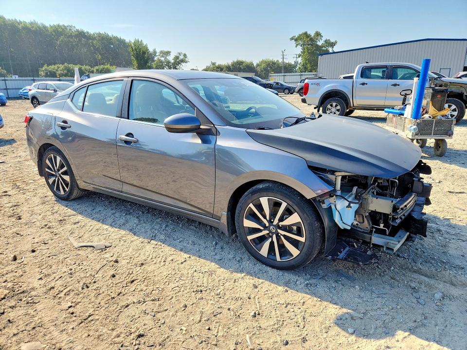 66665366 :رقم المزاد ، 3N1AB8CV3NY257349 vin ، 2022 Nissan Sentra مزاد بيع
