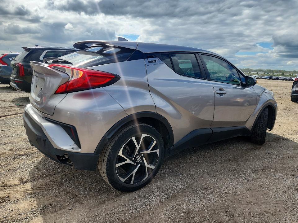 69456286 :رقم المزاد ، NMTKHMBX5KR080171 vin ، 2019 Toyota C-hr مزاد بيع