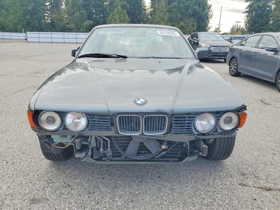 1990 Bmw 733 მანქანა იყიდება აუქციონზე, vin: WBAGA71000DA73803, აუქციონის ნომერი: 69230686