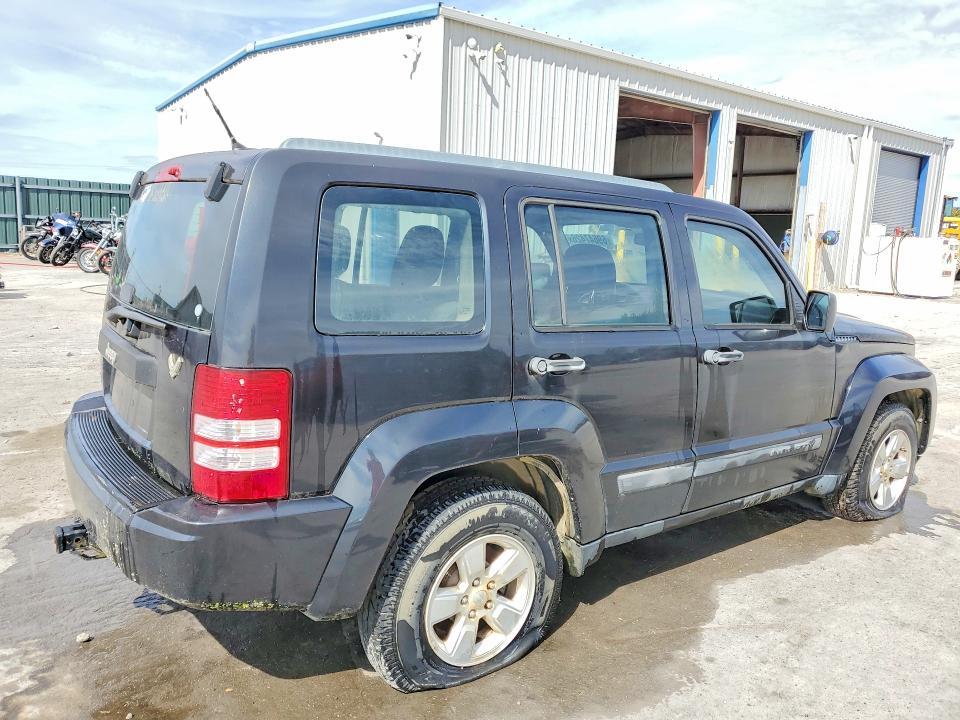 69647426 :رقم المزاد ، 1C4PJMAK9CW161502 vin ، 2012 Jeep Liberty مزاد بيع