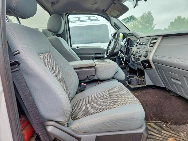 69349236 :رقم المزاد ، 1FDUF5HT4GEC43685 vin ، 2016 Ford F550 مزاد بيع