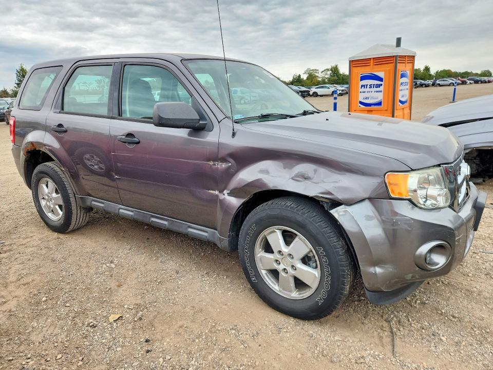 2012 Ford Escape მანქანა იყიდება აუქციონზე, vin: 1FMCU0C70CKA82147, აუქციონის ნომერი: 68820826
