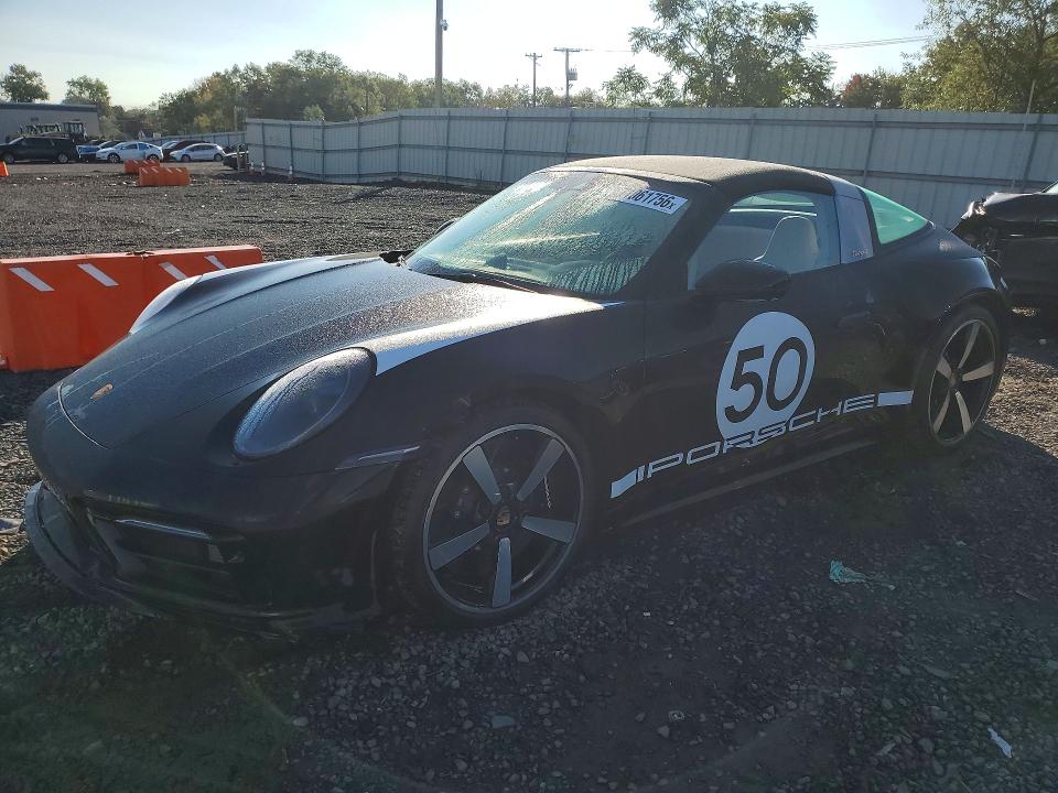 71061756 :رقم المزاد ، WP0BB2A92MS235716 vin ، 2021 Porsche 911 مزاد بيع