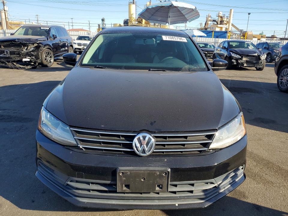 Aukcja sprzedaży 2018 Volkswagen Jetta, vin: 3VW2B7AJ1JM249891, numer aukcji: 71085796