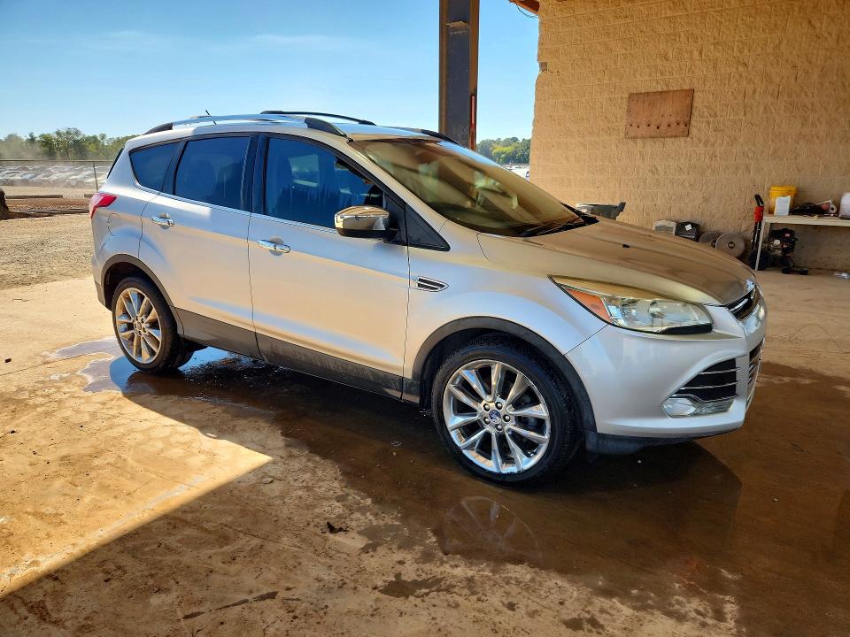 2014 Ford Escape მანქანა იყიდება აუქციონზე, vin: 1FMCU0GX5EUD63555, აუქციონის ნომერი: 71168016