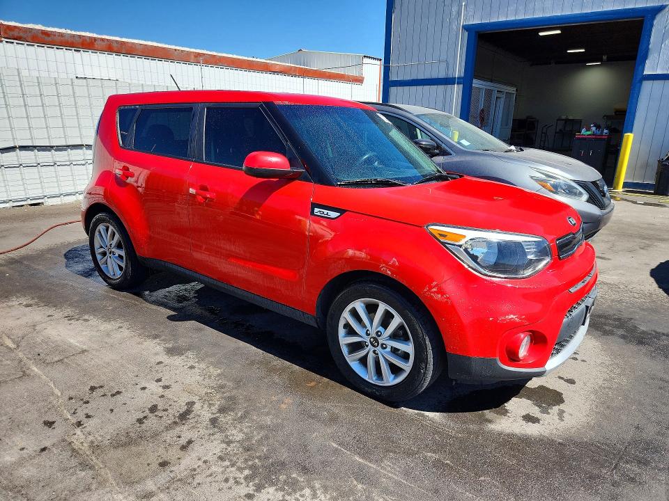 2018 Kia Soul მანქანა იყიდება აუქციონზე, vin: KNDJP3A54J7620080, აუქციონის ნომერი: 70326446