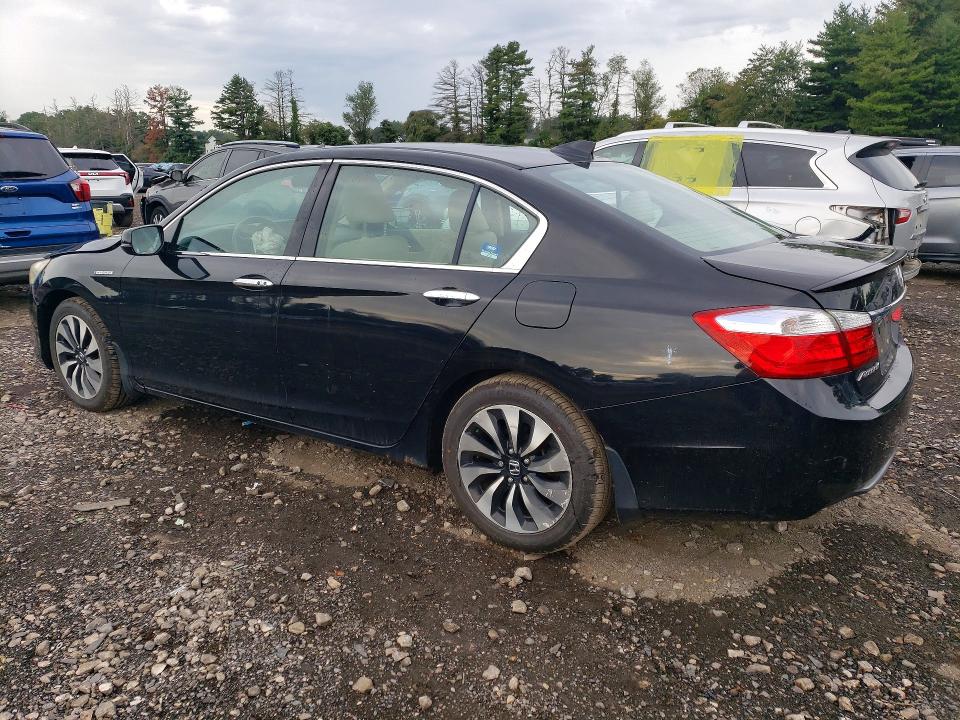 Продажа на аукционе авто 2015 Honda Accord, vin: 1HGCR6F30FA004688, номер лота: 67938986