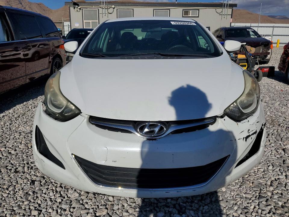 Продажа на аукционе авто 2015 Hyundai Elantra, vin: 5NPDH4AE1FH585887, номер лота: 69208966