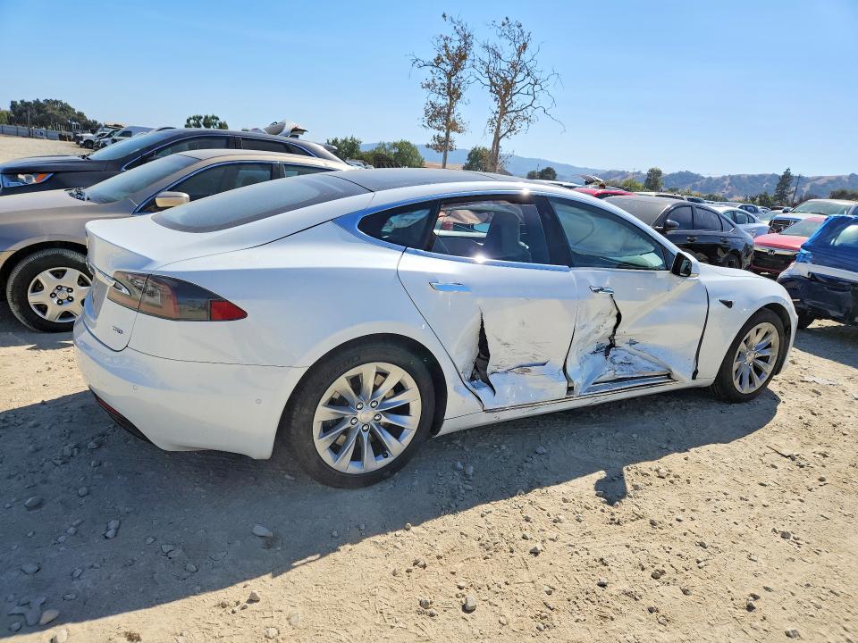 Продаж на аукціоні авто 2016 Tesla Model S, vin: 5YJSA1E20GF170781, номер лоту: 69814806
