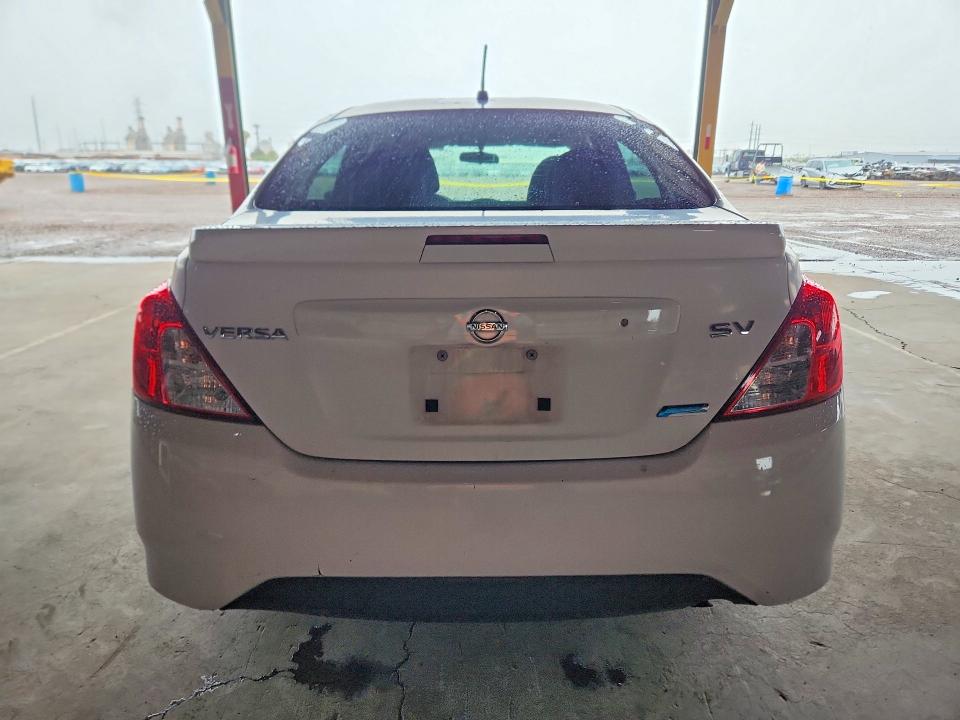 70750256 :رقم المزاد ، 3N1CN7AP6GL902428 vin ، 2016 Nissan Versa مزاد بيع
