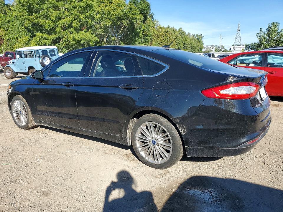 69549596 :رقم المزاد ، 1FA6P0HD8F5119624 vin ، 2015 Ford Fusion مزاد بيع