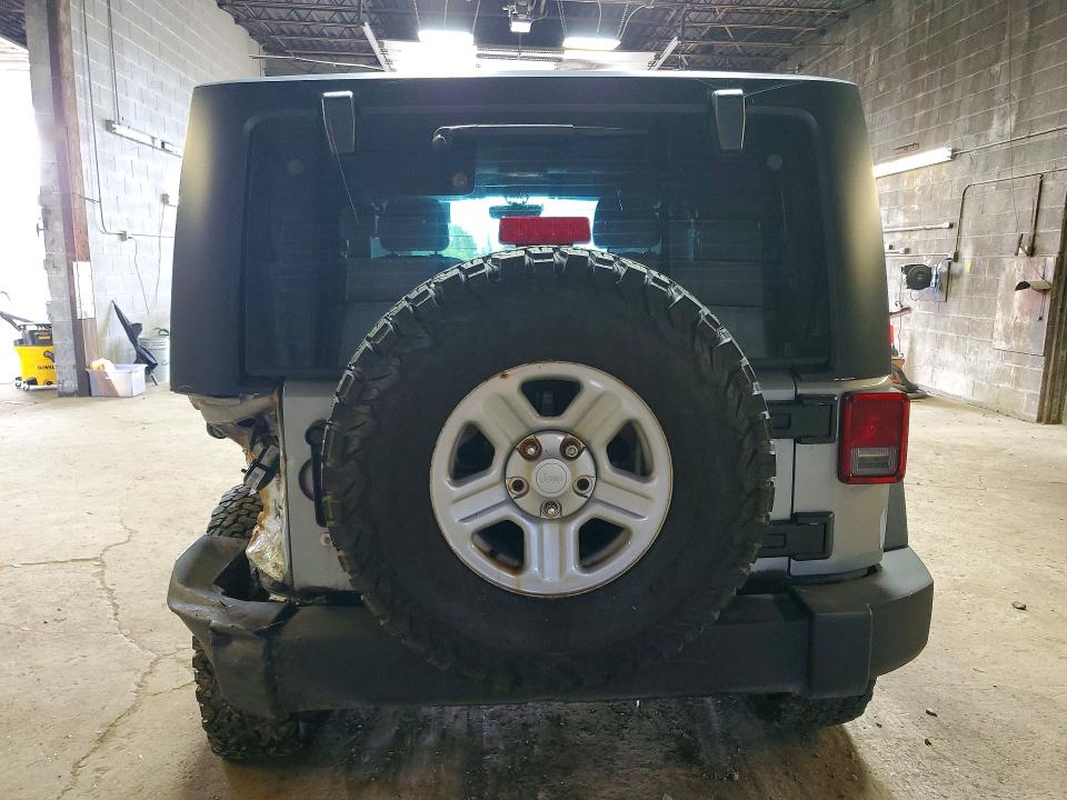 68135076 :رقم المزاد ، 1C4AJWAG4EL192710 vin ، 2014 Jeep Wrangler مزاد بيع