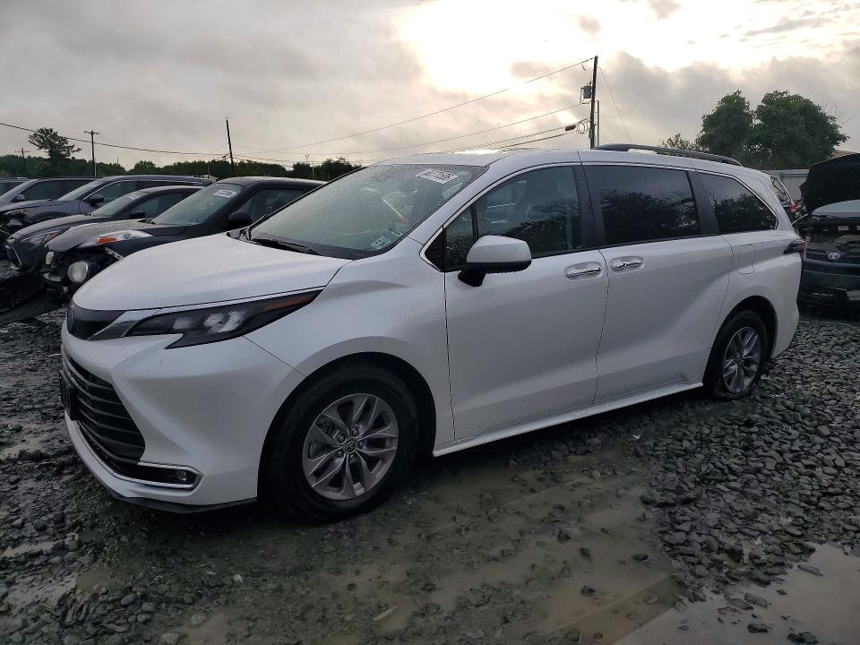 Aukcja sprzedaży 2024 Toyota Sienna, vin: 5TDJSKFC6RS122450, numer aukcji: 66370506