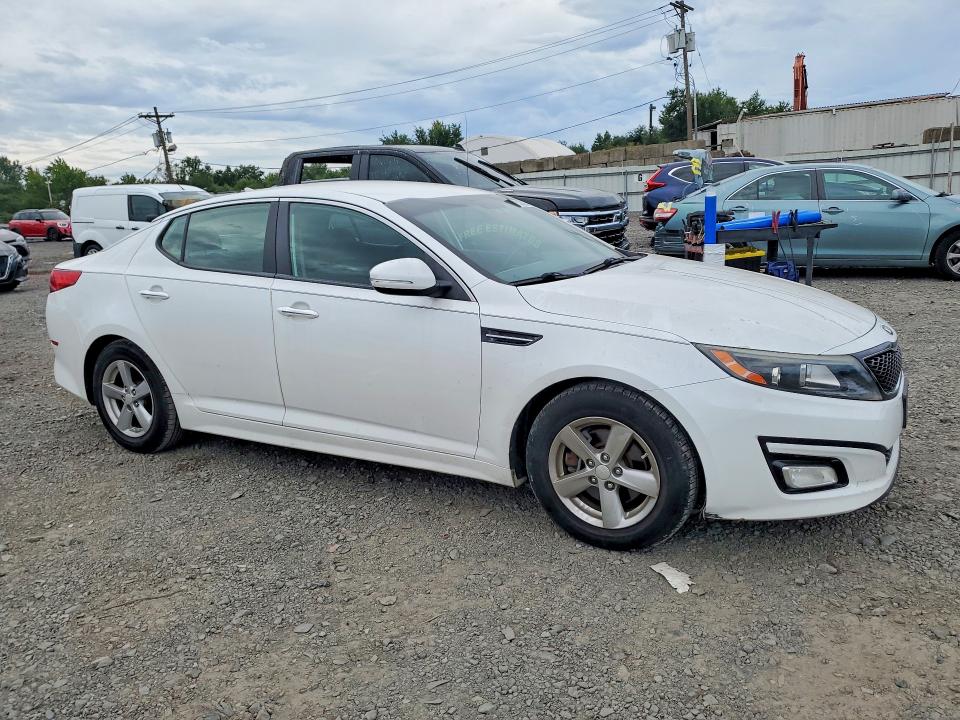 67932526 :رقم المزاد ، 5XXGM4A7XFG384379 vin ، 2015 Kia Optima مزاد بيع