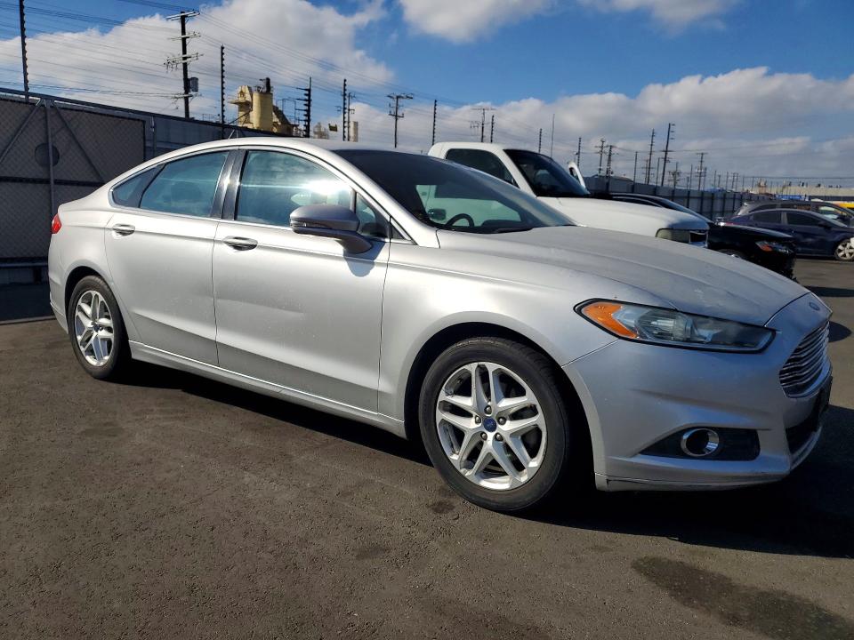68006886 :رقم المزاد ، 3FA6P0HD5GR260407 vin ، 2016 Ford Fusion مزاد بيع
