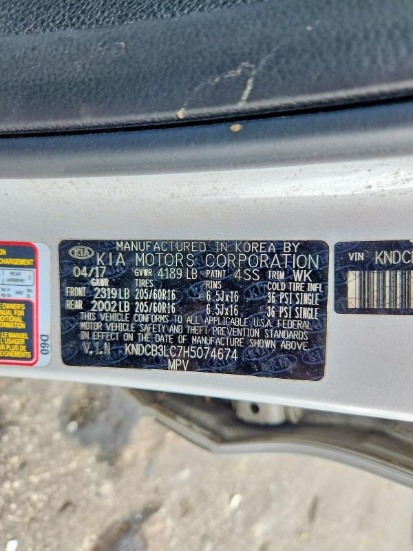 68177386 :رقم المزاد ، KNDCB3LC7H5074674 vin ، 2017 Kia Niro مزاد بيع