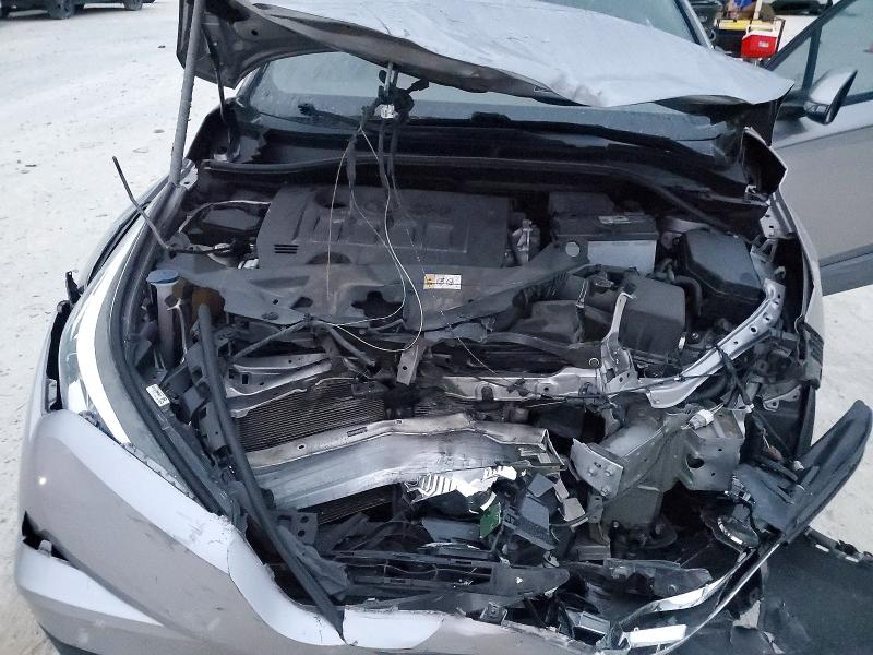 69787336 :رقم المزاد ، NMTKHMBX3KR078449 vin ، 2019 Toyota C-hr مزاد بيع