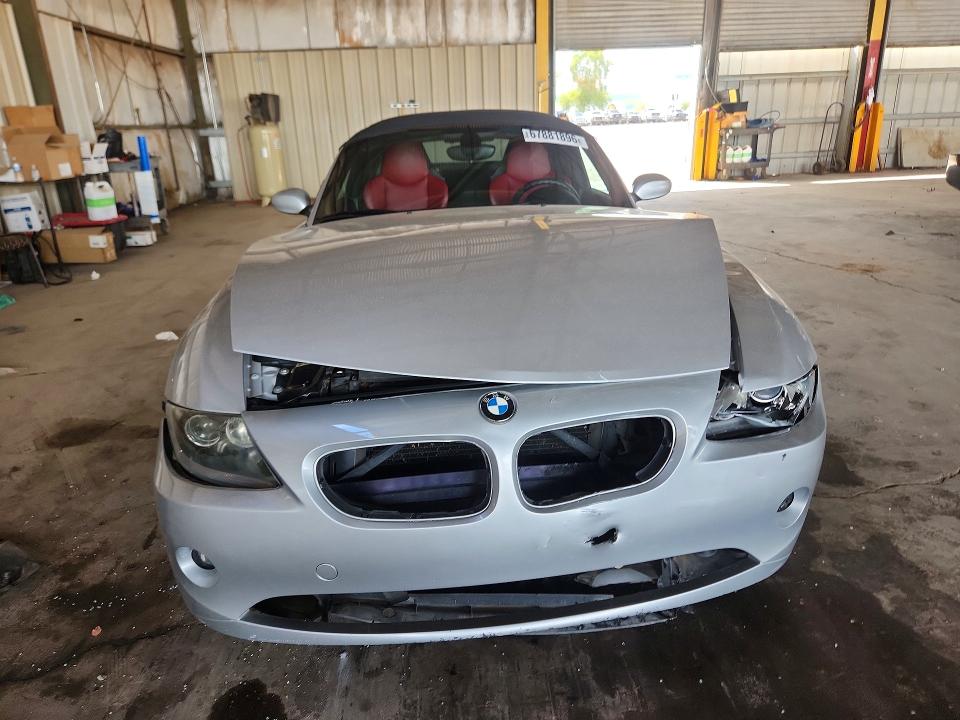 67881896 :رقم المزاد ، 4USBT33525LS55368 vin ، 2005 Bmw Z4 مزاد بيع