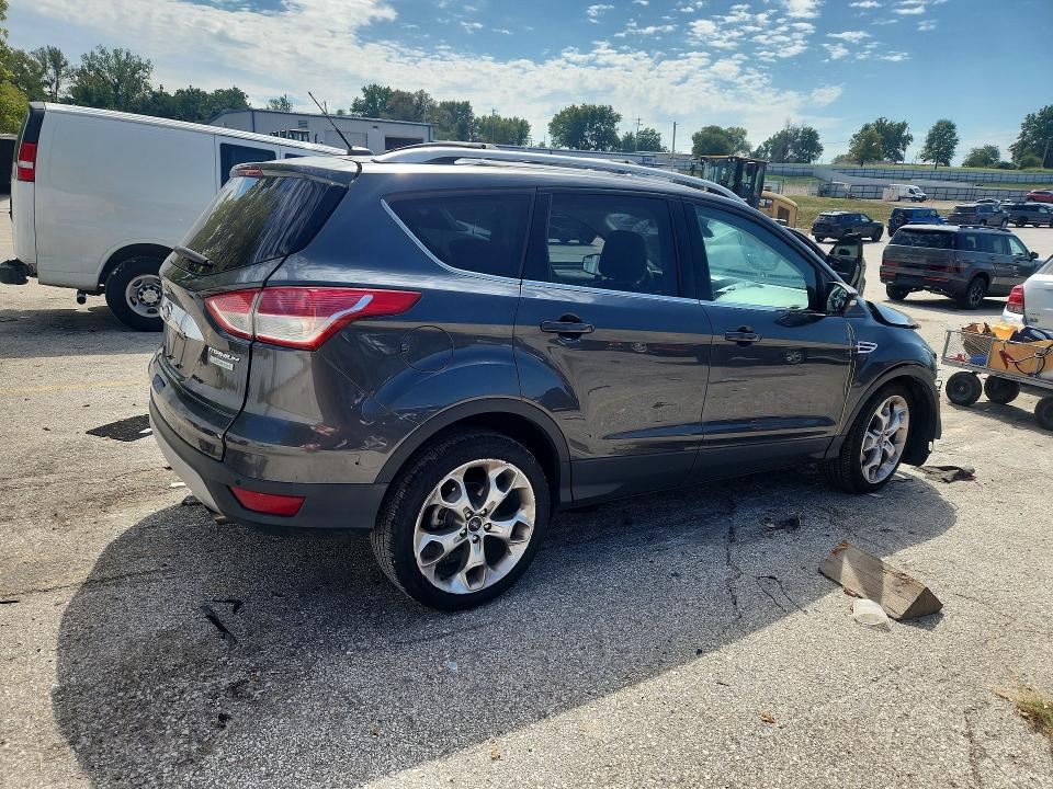 Продажа на аукционе авто 2015 Ford Escape, vin: 1FMCU0J9XFUA73887, номер лота: 68620896