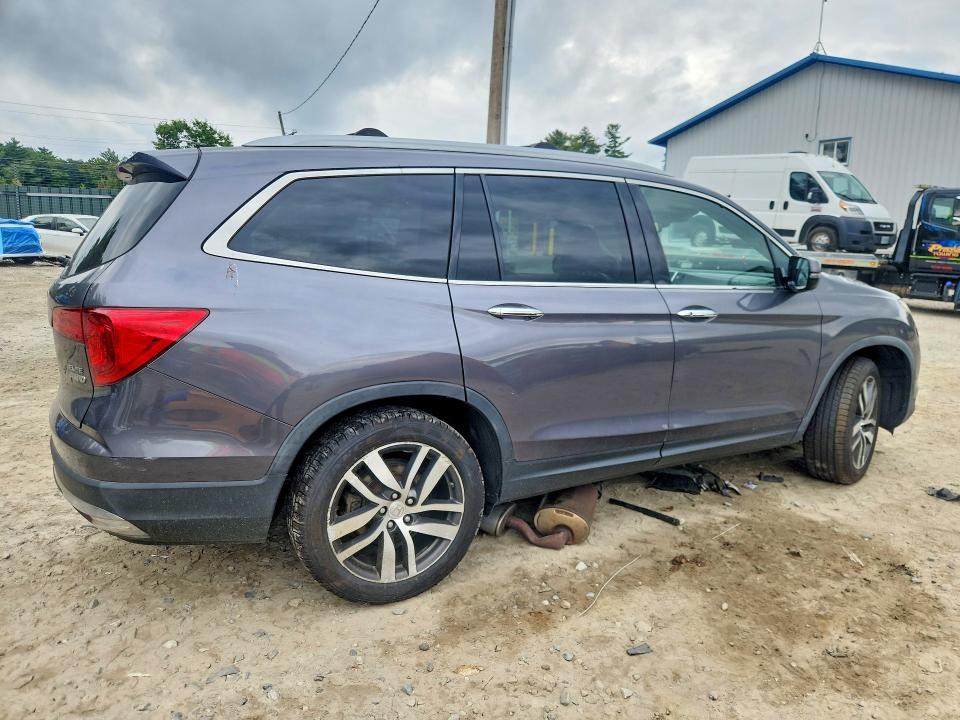 Продажа на аукционе авто 2018 Honda Pilot, vin: 5FNYF6H01JB021029, номер лота: 68958916