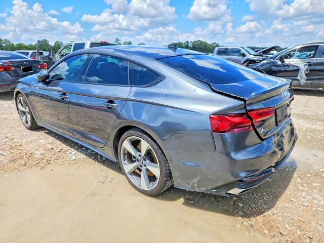 68071586 :رقم المزاد ، WAUEACF59MA002527 vin ، 2021 Audi A5 مزاد بيع