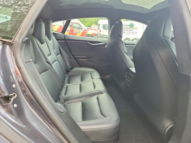 Продажа на аукционе авто 2018 Tesla Model S, vin: 5YJSA1E25JF276148, номер лота: 69376986