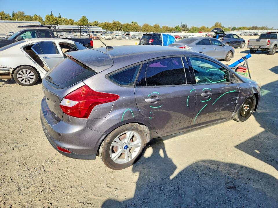 70375706 :رقم المزاد ، 1FADP3K2XEL407817 vin ، 2014 Ford Focus مزاد بيع