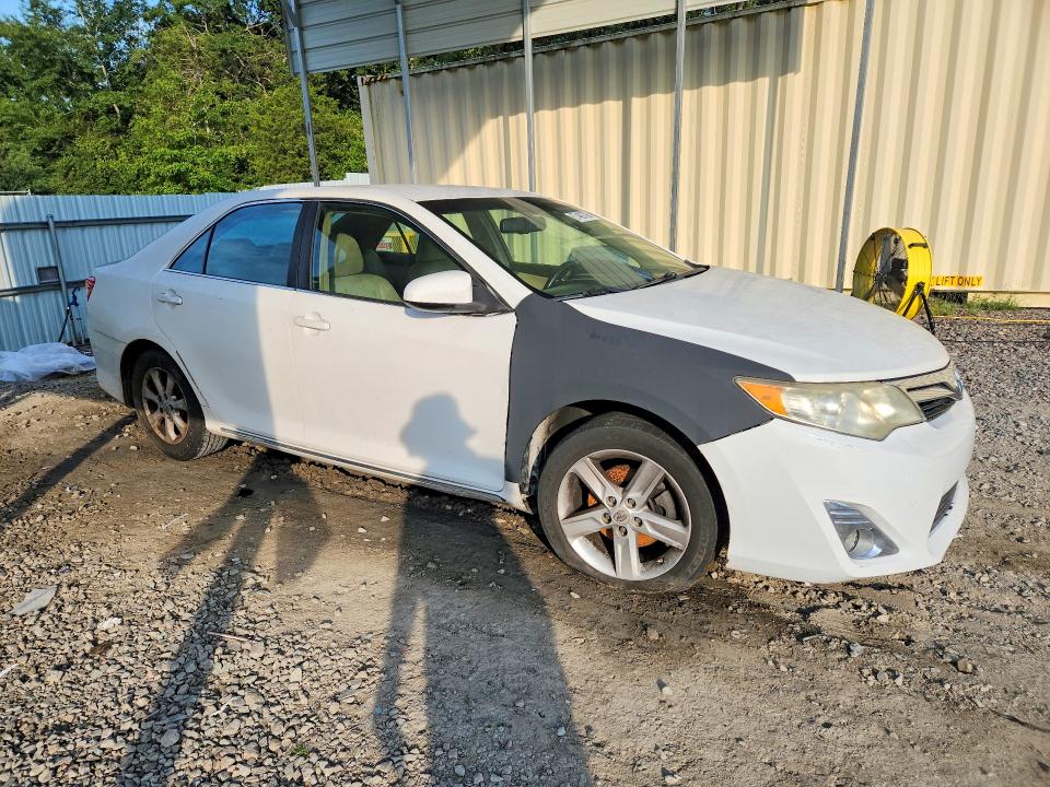 Продаж на аукціоні авто 2014 Toyota Camry Hybrid, vin: 4T1BD1FK5EU118777, номер лоту: 67489706