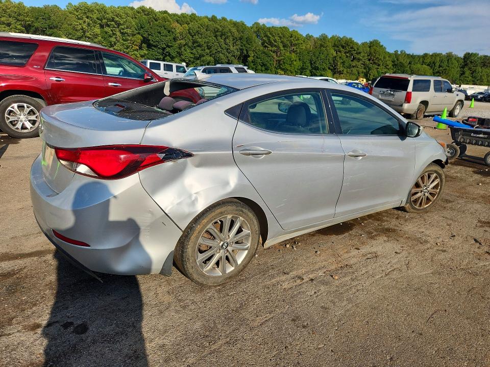 Продажа на аукционе авто 2015 Hyundai Elantra, vin: 5NPDH4AE8FH637600, номер лота: 67926366