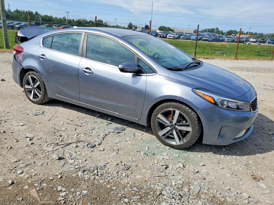 68738756 :رقم المزاد ، 3KPFL4A88HE110665         vin ، 2017 Kia Forte مزاد بيع
