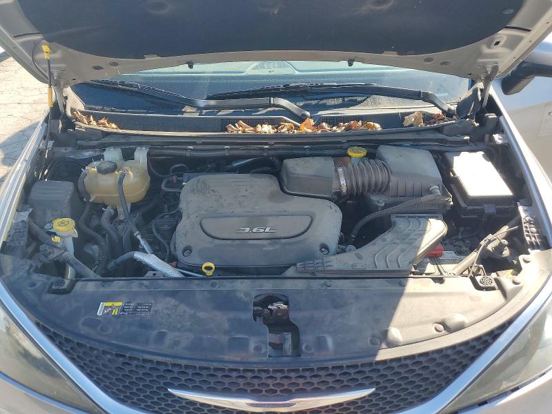 68564886 :رقم المزاد ، 2C4RC1DG1HR676082 vin ، 2017 Chrysler Pacifica مزاد بيع
