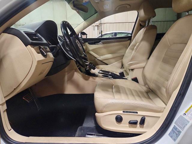 Продаж на аукціоні авто 2017 Volkswagen Passat, vin: 1VWCT7A31HC068918, номер лоту: 71157426