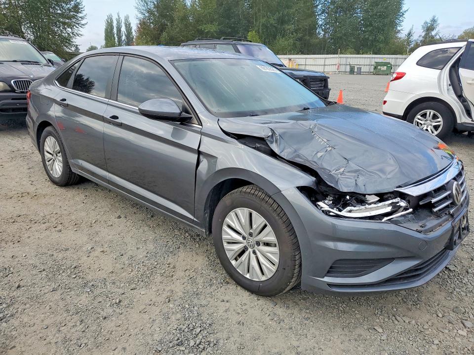 69183526 :رقم المزاد ، 3VWCB7BU8KM146062 vin ، 2019 Volkswagen Jetta مزاد بيع