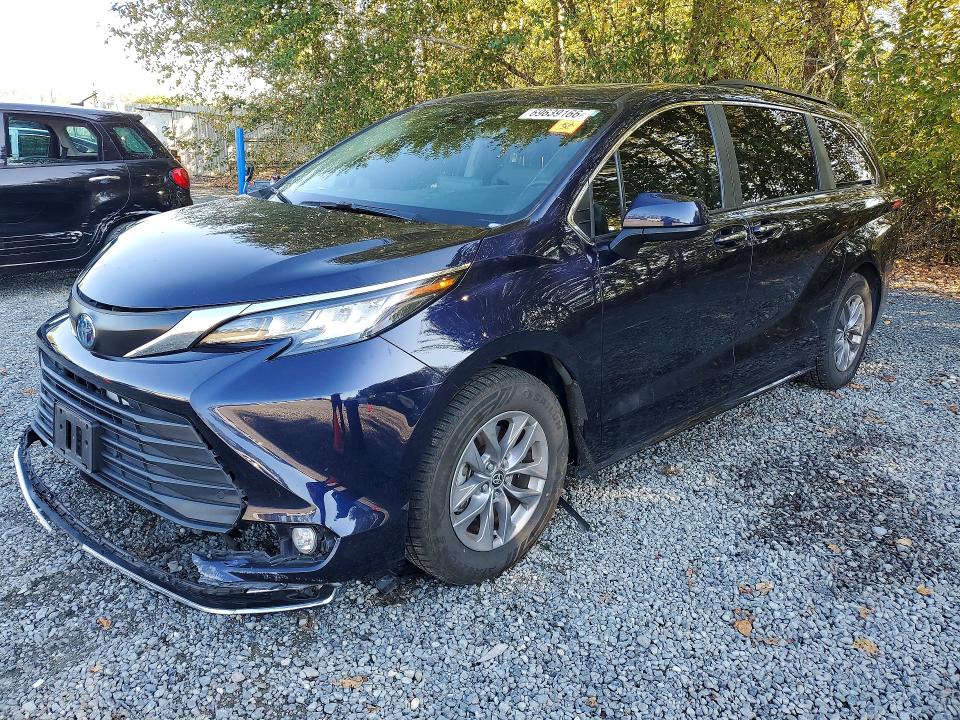 Продаж на аукціоні авто 2022 Toyota Sienna, vin: 5TDYRKEC2NS093194, номер лоту: 69639166