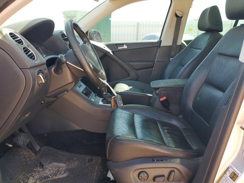 2017 Volkswagen Tiguan მანქანა იყიდება აუქციონზე, vin: WVGUV7AX4HK018357, აუქციონის ნომერი: 67872326