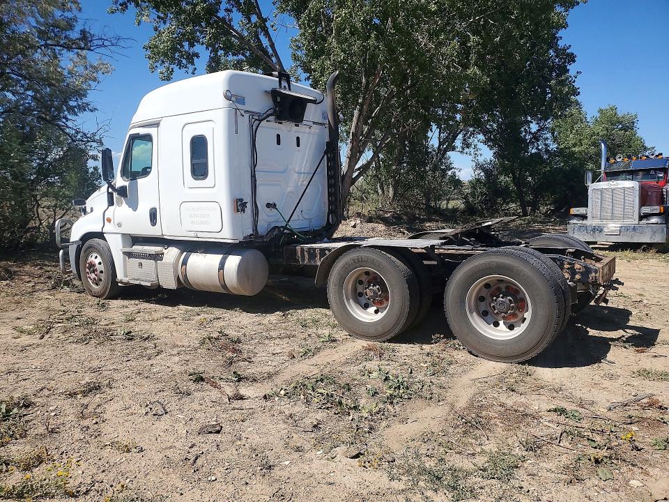 Продажа на аукционе авто 2018 Freightliner Cascadia 125, vin: 1FUJGLDR1JLJV6521, номер лота: 67741606